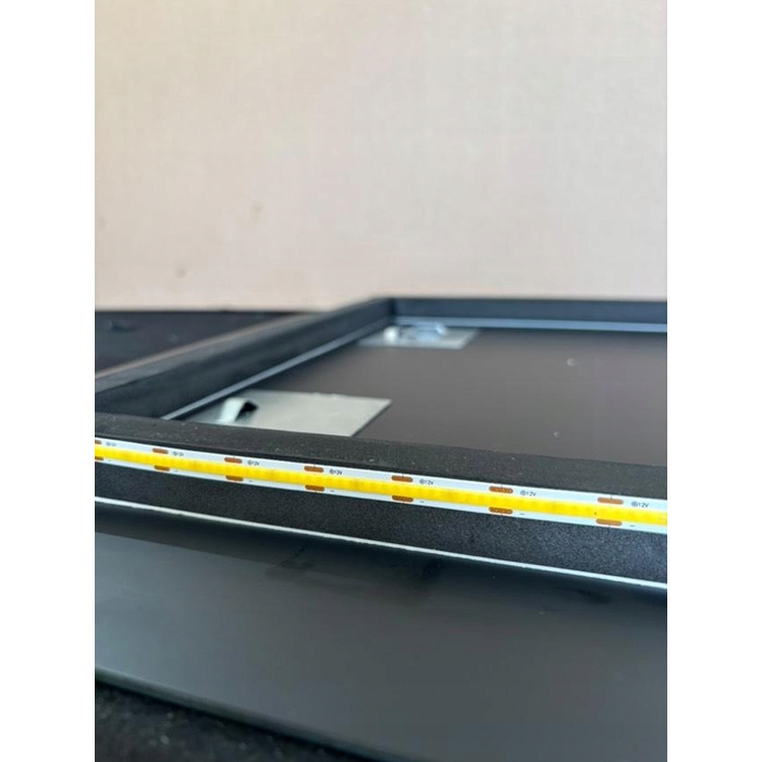 Квадратне дзеркало у ванну кімнату з LED-підсвіткою, 110x110 см