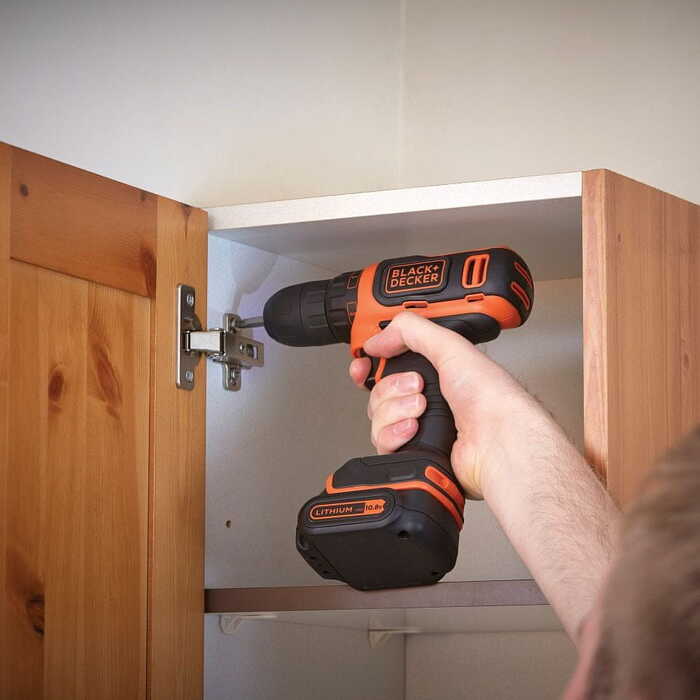 Акумуляторний шурупокрут Black+Decker BDCDD12 10,8 В