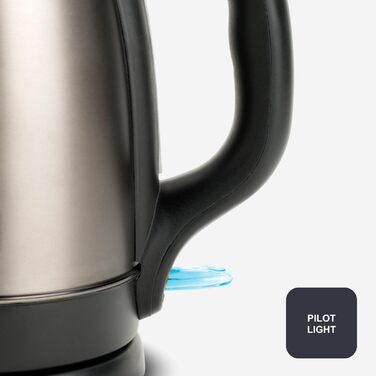 Електричний чайник BLACK+DECKER BXKE2202E, 1.2L, 2200W, нержавіюча сталь, поворотна база 360°, автоматичне відключення, індикатор рівня води, ергономічна ручка, для лівшів