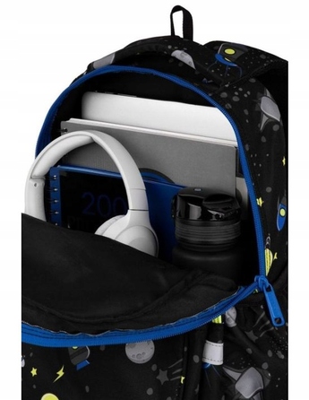 Багатовідсінковий шкільний рюкзак CoolPack, чорний, 21 л