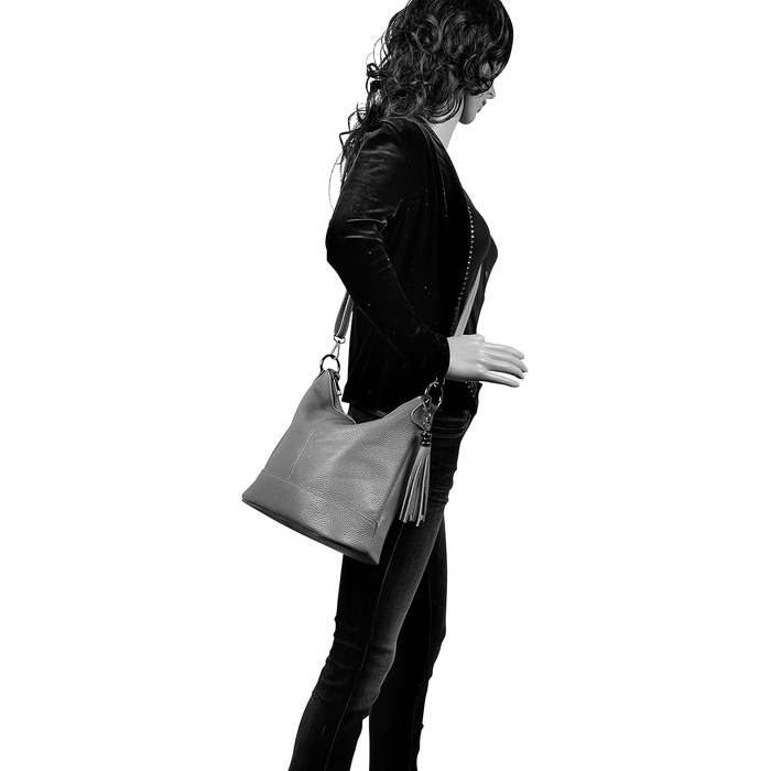 Сумка жіноча AmbraModa GLX09 шкіряна чорна через плече