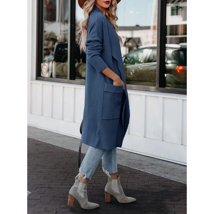 Жіноча в'язана жилетка з відкритим передом, з кишенею, довга, однотонна, блакитна