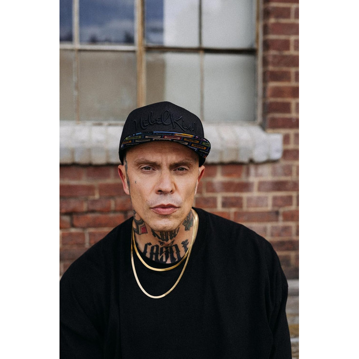 Snapback кепка Nebelkind: чорна, унісекс, регульована, стильна, бейсболка з прямим козирком, ретро