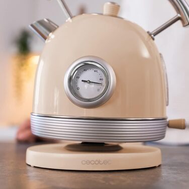 Електричний чайник Cecotec ThermoSense 420 Light Green, 1.8 л, 2200 Вт, з регулюванням температури, нержавіюча сталь, вінтажний стиль, зелений/бежевий