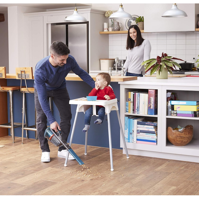 Акумуляторний пилосос ручний BLACK+DECKER BHHV315J Lithium Dustbuster Titanium/Blue 12V, 20AW, з циклонною технологією та насадкою для щілин, безмішковий, з док-станцією