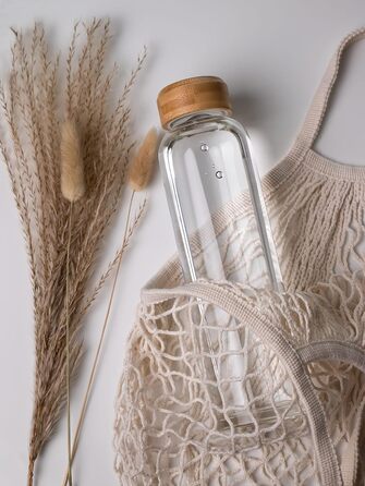 spottle Glass Water Bottle 1L - Glass Bottle 500ml - 750ml - 1 liter with Neoprene Sleeve/Protective Cover - Glass Drinking Bottle with Screw Cap - Glass Water Bottle for Carbonated Drinks 750ml Beige Melange / Bamboo