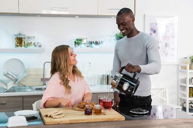 Електричний чайник Russell Hobbs 1.7л, 2400W, Retro, Чорний & полірована нержавіюча сталь