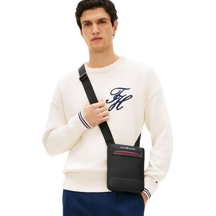 Жіноча сумка-кросбоді Tommy Hilfiger TH Foundation Mini Crossover, чорна, універсальний розмір