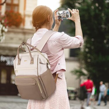 Жіночий рюкзак для школи та подорожей з відділенням для ноутбука 15.6
