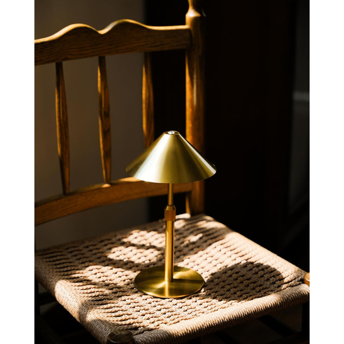 Нічник бездротовий акумуляторний Wiederaufladbare для вітальні, спальні, їдальні - Gold (латунь) з лампочкою, димуванням, сенсорним керуванням, 3-в-1