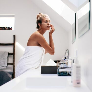 Коробка для серветок Relaxdays з кришкою з бамбука, сучасний дизайн, пластик, чорний/натуральний, 10 x 26 x 14 см