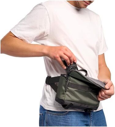 Рюкзак для фототехніки Manfrotto Street Slim, зелений, з переднім та заднім доступом, для DSLR та Mirrorless камер, з відділеннями для ноутбука та аксесуарів