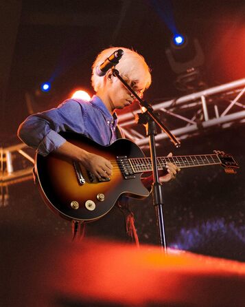 Електрогітара Donner Set LP-стиль 39 дюймів з чохлом, ременем та кабелем (Sunburst)