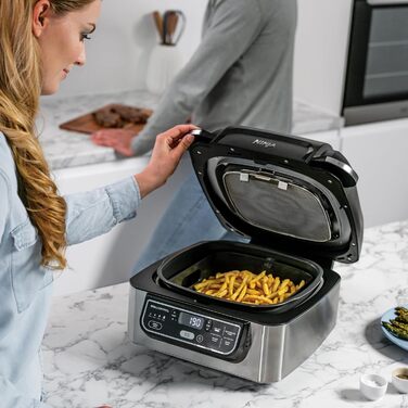 Ninja Foodi Grill & Air Fryer, 5.7L Air Fryer, Air Fryer, Dishwasher-Safe Parts, 5-in-1, Black/Silver AG301EU Grill & Air Fryer 5.7L Black/Silver
