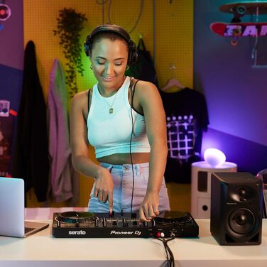 DJ контролер Pioneer DDJ-REV1 для Serato DJ – 2 деки