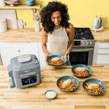 Мультиварка Ninja Speedi 10-в-1: Rapid Cooker & Air Fryer, 5.7L, ON400UK, сірий колір, 10 функцій (Air Fry, Steam, Grill, Bake, Roast, Sear, Slow Cook)