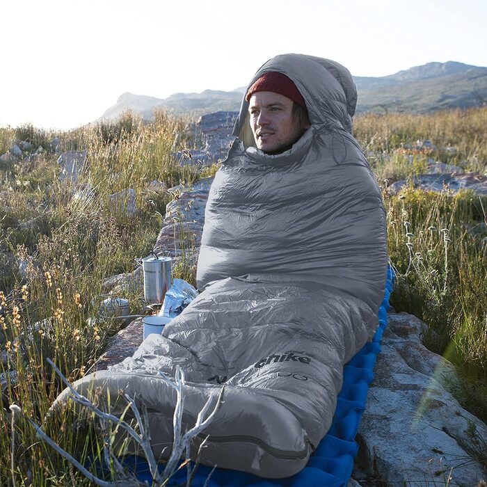 Naturehike CW700/CW400 Down Sleeping Bag Ultralight Portable Compact Winter Sleeping Bag 4 Seasons for Adults and Children Outdoor Camping Hiking Travel with Compression Sack