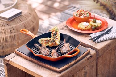Чавунна гриль-пательня Le Creuset Signature, квадратна, 26 см, для всіх типів плит, індукція, 2,86 кг, колір Марсель