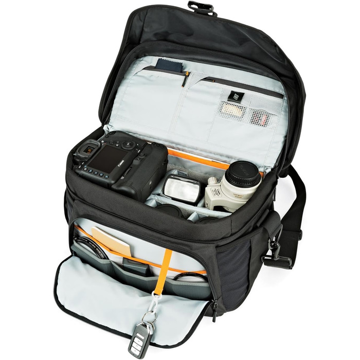 Lowepro Nova 200 AW II чорна сумка-кур'єр