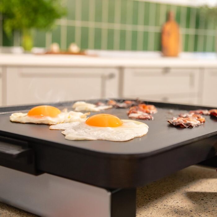 Cecotec Electric Grill Plate with Detachable Magnetic Parts - 1800W, 2600W, Aluminum with Teflon Coating, Non-Stick, Dishwasher Safe, Adjustable Thermostat, Large Cooking Surface