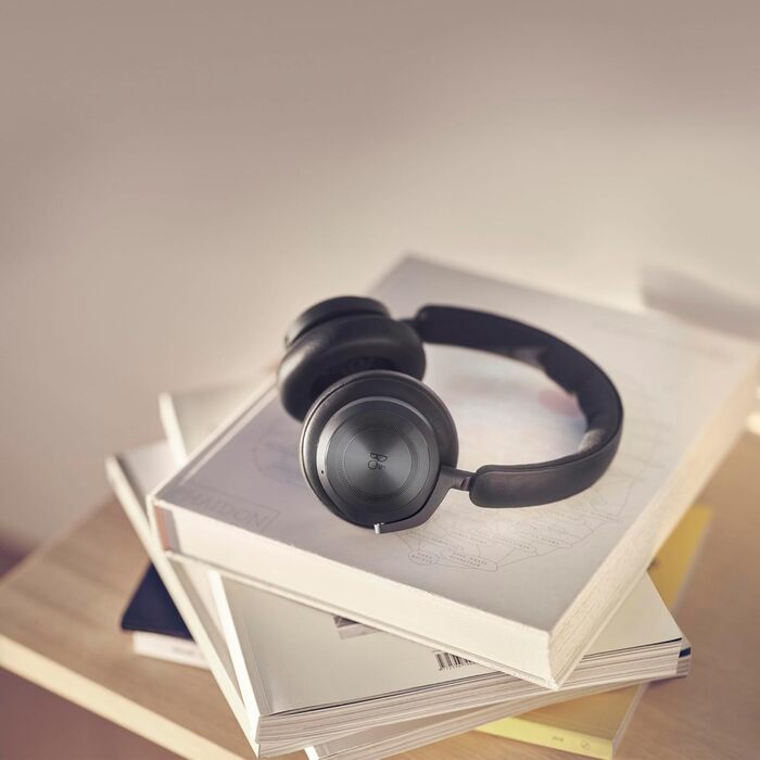 Bang & Olufsen Beoplay HX: Навушники Bluetooth з шумозаглушенням, до 40 годин роботи, чорні
