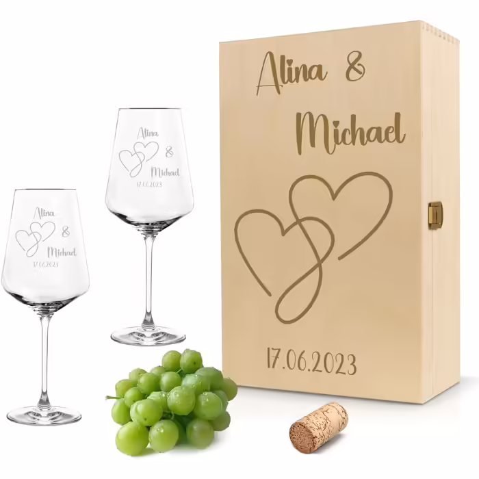 Engraved Max Leonardo Wine Glasses Set of 2 with Wooden Box and Engraving for Him & Her. Only Love Matters. Personalized with Name & Date. Heart-Shaped Glass Leonardo Puccini 560ml