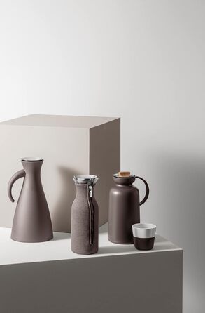 Термос Eva Solo Isolierkanne 1,0 л Grey – без протікання, колір шоколад