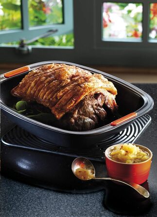 Le Creuset Non-Stick Roasting and Baking Dish, 33 x 29 cm, Sourdough Safe, Made of Carbon Steel, Anthracite/Orange, 94100539000000 33 cm Roasting and Baking Dish