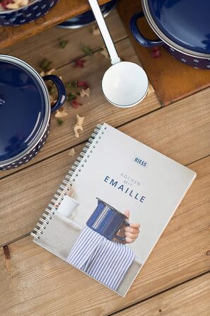 Riess, 0543-073, Whistling Kettle Plus, COUNTRY - DIRNDL, Diameter 18 cm, Height 21.7 cm, Capacity 2 liters, Enamel, Triple-enameled, blue/white, Induction 2 liters Floral Blue