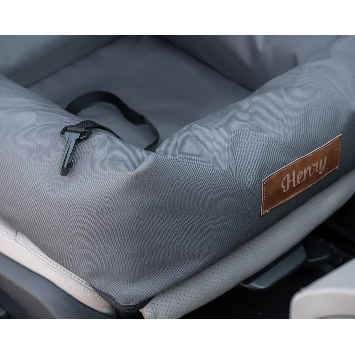 Крісло-ліжко для собак Petsen з іменем, сіре. Зручне автокрісло для собак маленьких порід, автоліжко з ліжком та поводок.