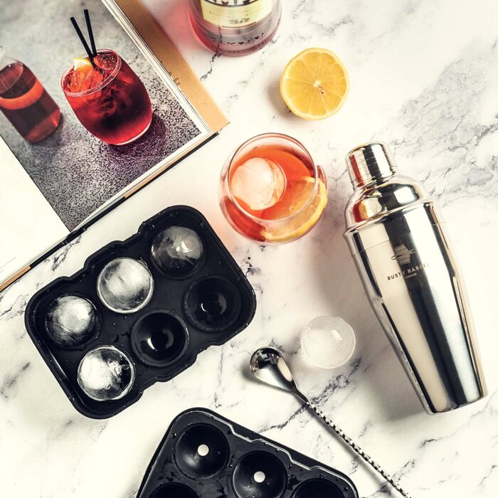 Mayfair Stainless Steel Cocktail Shaker, Large, 680 ml, in Gift Box