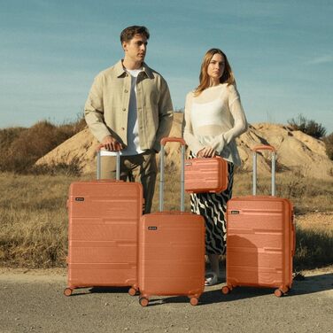 Набір валіз NUMADA 4 шт. Upfly T10 ABS: ручна валіза 55x40x20, середня 60L, велика 78L + косметичка. Оранжевий колір. Безпечний та міцний.