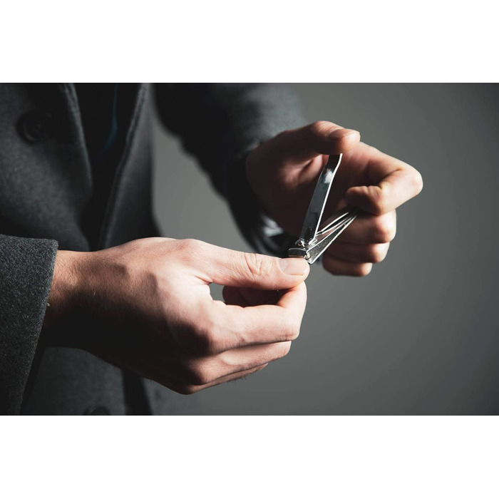 Набір для манікюру та педикюру Chali® 7 предметів з етаньє, нержавіюча сталь, чорний