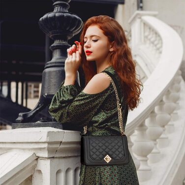 Сумка жіноча Travistar через плече: ланцюжок, кросбоді, вечірня, міська, шкіряна, чорна