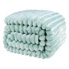 колір: маття-зелений