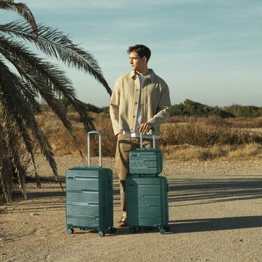 Набір валіз NUMADA Upfly T10 (3 шт.) з ABS: ручна валіза 55x40x20, середня валіза 66x44x26, косметичка. Зелений колір. Безпечний та міцний.