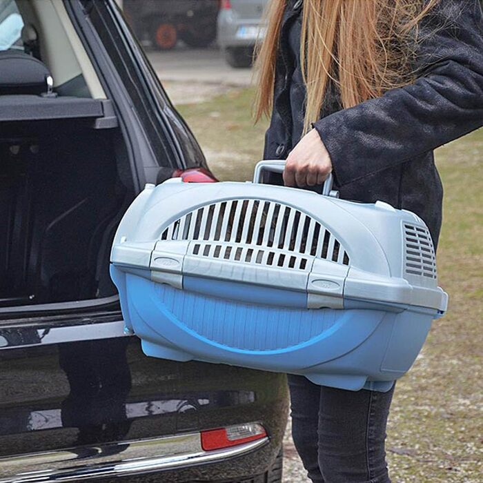 Переносна переноска для тварин Ferplast Atlas Deluxe 20 Open: для собак та котів, з подушкою та мискою, 38x58x33 см, чорний колір