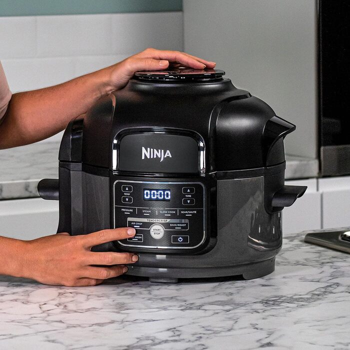 Ninja Foodi MINI Multi-Cooker, 4.7L, 6-in-1 Multi-Cooker, Pressure Cooker, Air Fryer, Slow Cooker, 1460W, Grey/Black OP100EU