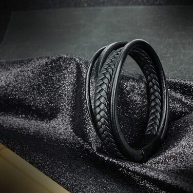 Чоловічий шкіряний браслет Casisto.J з нержавіючою сталлю та гравіюванням, чорний, плетений, з магнітною застібкою (22 см)